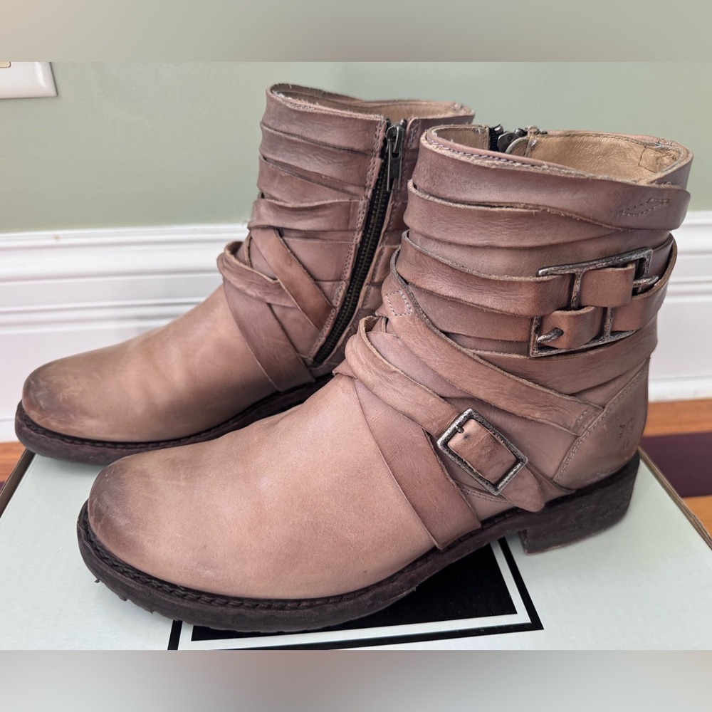 Frye Veronica Straps Moto Boots – Grey Leather – Women’s Size 9